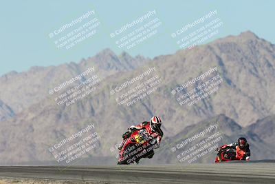 media/Dec-01-2025-Moto Forza (Mon) [[2daa91e15f]]/2-Intermediate Group/Session 4 Turn 9/